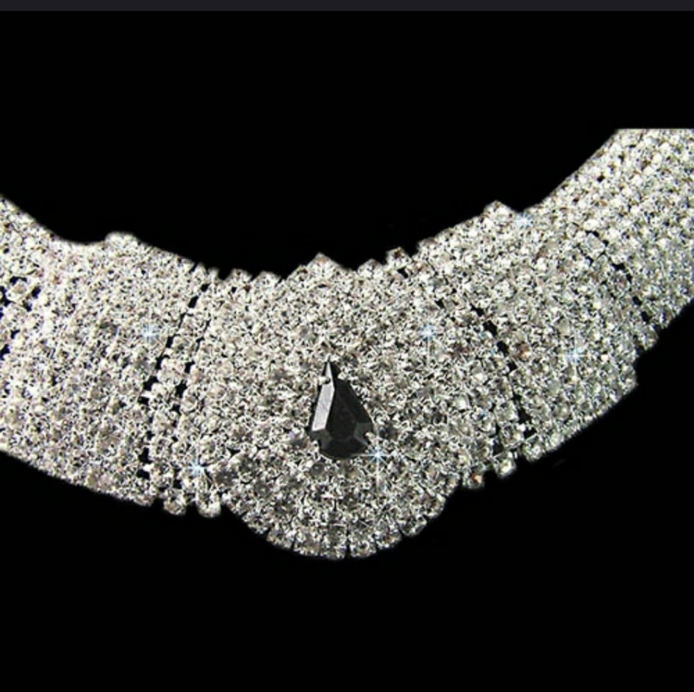 📿 Glamor Necklace Earring